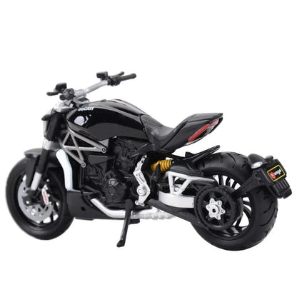 Bburago 1:18 2016 Ducati Xdiavel S Die Cast Vehicles Collectible Motorcycle Model Toys - YOURISHOP.COM