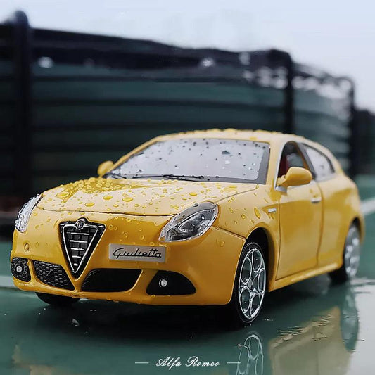 Caipo 1:32 Alfa Romeo Giulietta Alloy Car Diecasts & Toy Vehicles Car Model Miniature Scale Model Car Toy For Children - YOURISHOP.COM