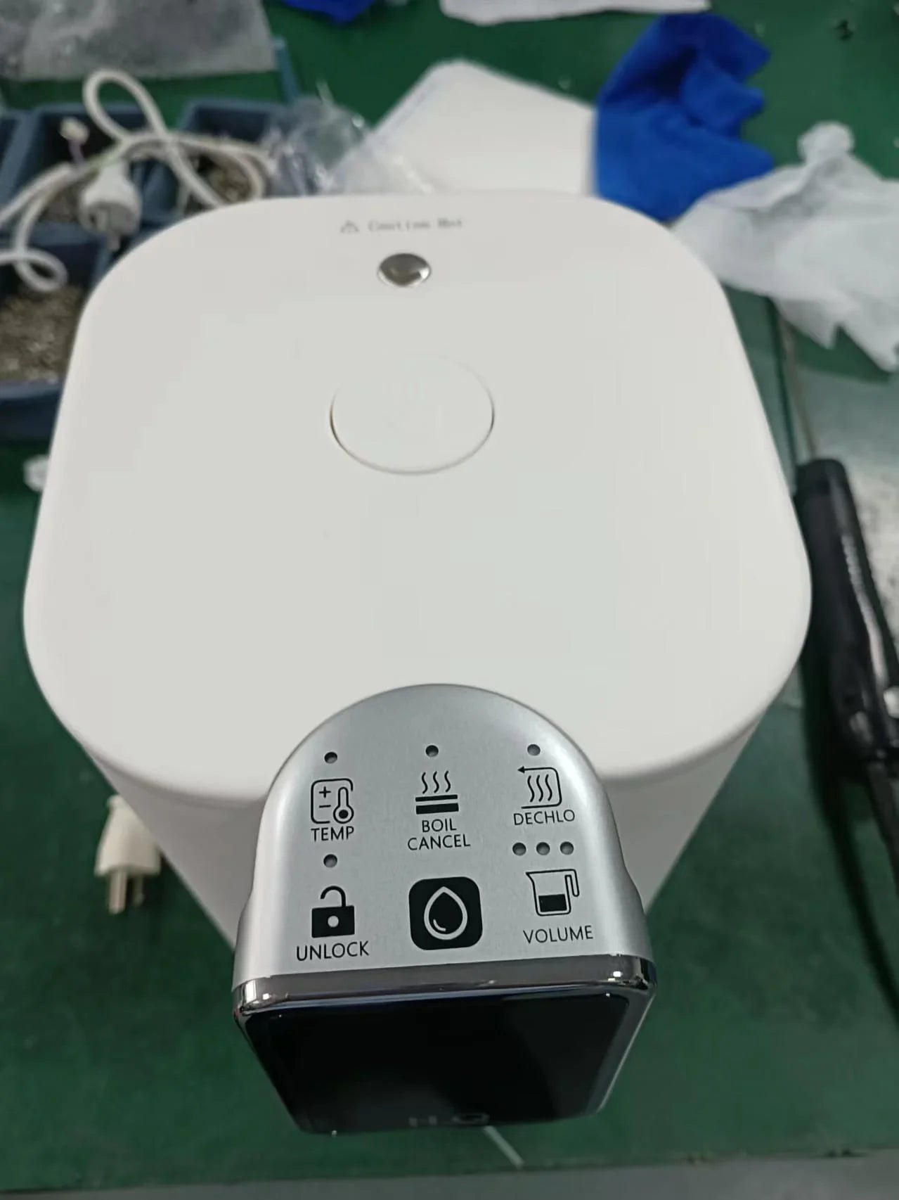 HQ electric thermos HQ1012, glass liner, 3 liters, with clear temperature display and heat preservation function - YOURISHOP.COM