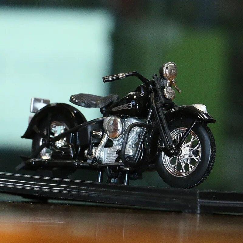 Maisto 1:18 HARLEY DAVIDSON 1948 FL Panhead Diecast Motorcycle Model Workable Toy Gifts Collection - YOURISHOP.COM