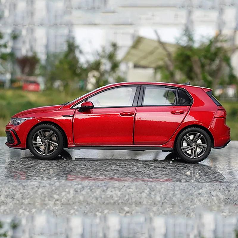 The original 1:18 2019 alloy car model of the new generation Sagitar sedan - YOURISHOP.COM