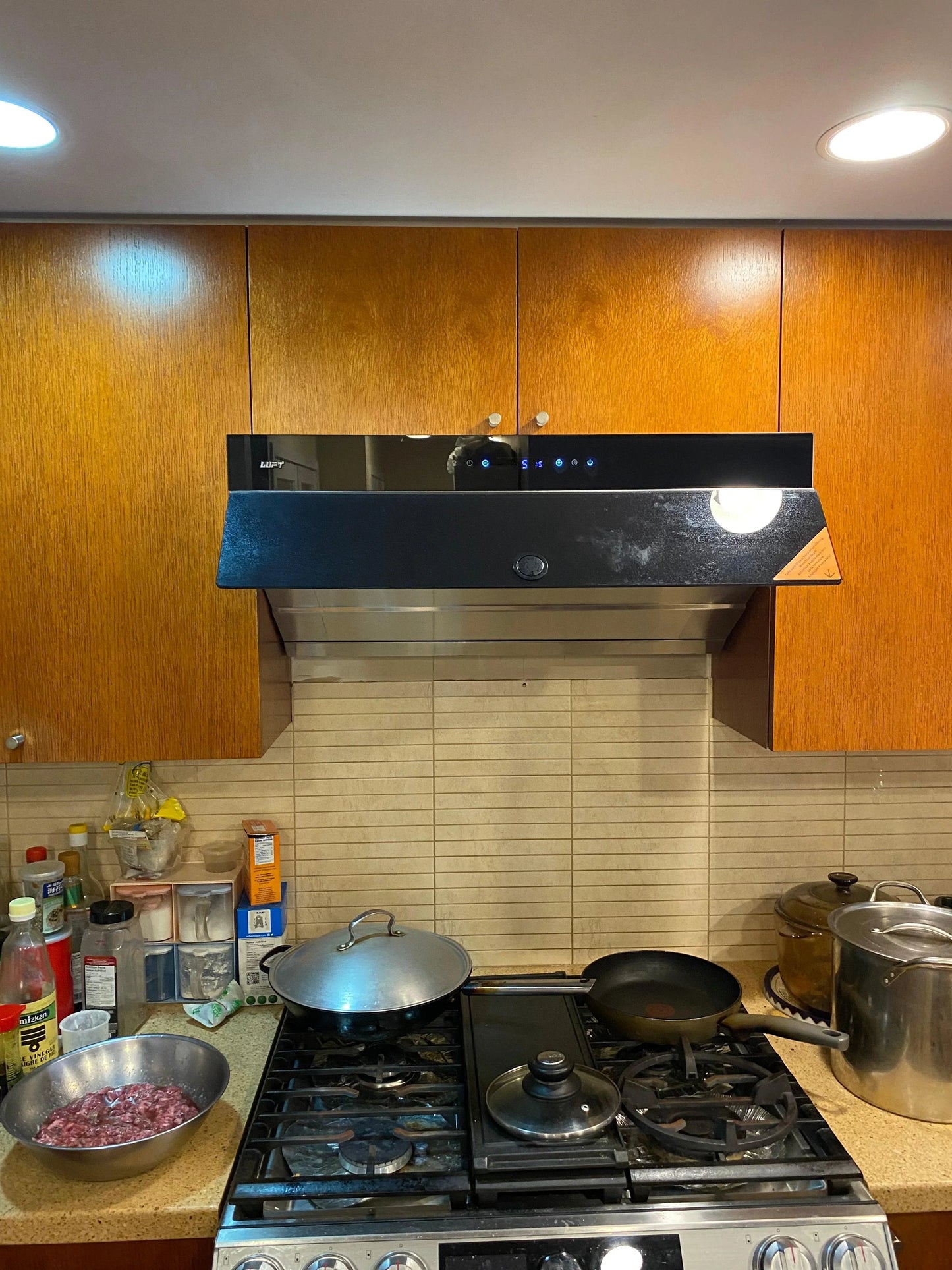 Vesta Range Hood Detroit | 1000CFM | 30"/36" | Gesture Control | Yourishop.com - YOURISHOP.COM