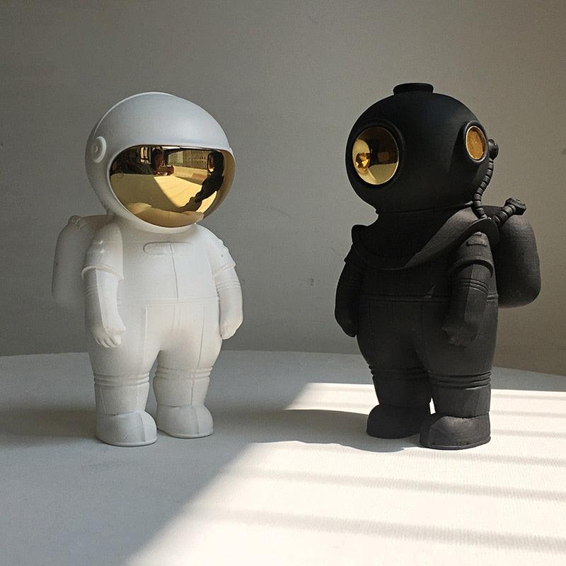 Contemporary Minimalist Astronaut Art Sculpture Advanced Resin Original Design Desktop Space Moon Landing Decoration Crafts - YOURISHOP.COM