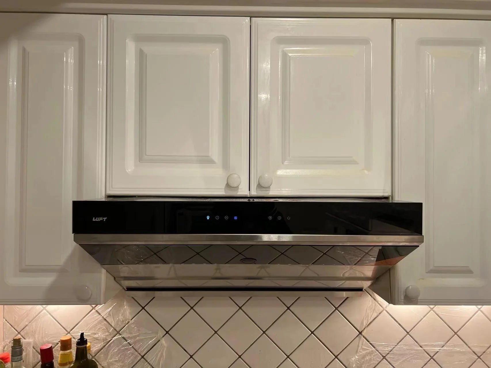 Luft powerful rangehood FT-74| Under Cabinet/ Wall Mount| Side Suction| 900 CFM - YOURISHOP.COM