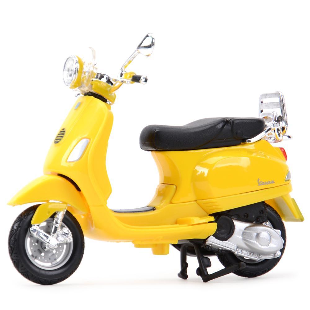 Maisto 1:18 1968 Piaggio Vespa Static Die Cast Vehicles Collectible Hobbies Motorcycle Model Toys Roman Holiday Collecting Gifts - YOURISHOP.COM